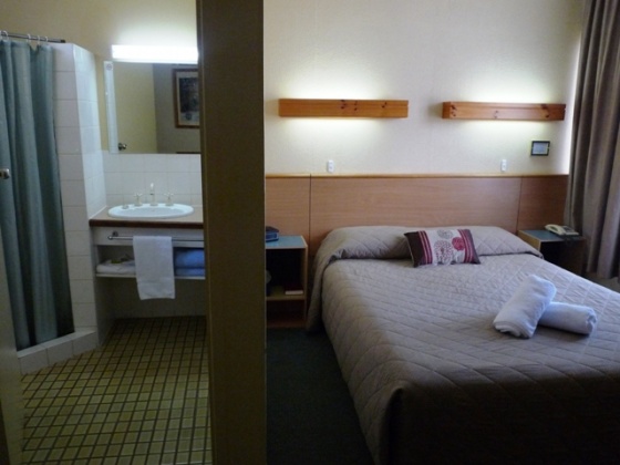 Loddon River Motel Kerang - Standard Single/Double Room