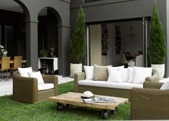 Dickson Avenue - outdoor lounge - Orlando 3 seater lounge