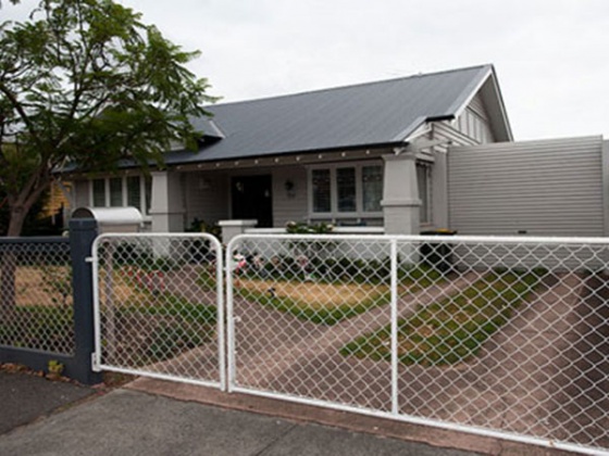 MBS GATES AND FENCING - GATES AND FENCING