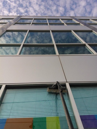 HiRange Window Cleaning Doncaster - Doncaster Window Cleaning