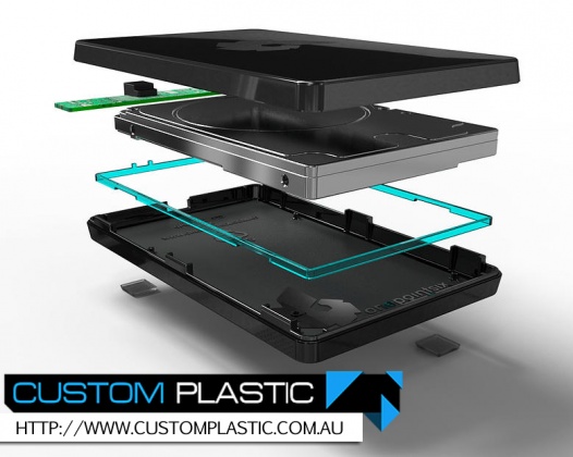Custom Plastic by ONEPOINTSIX - Custom Plastic by ONEPOINTSIX (31/03/2015)